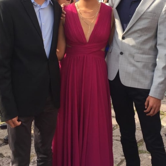 Lulu’s Grecian Cut-Out Gown - Picture 3 of 16